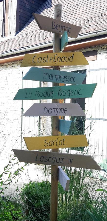 Aux Couleurs D'Esteil Sainte-Nathalène Exteriör bild